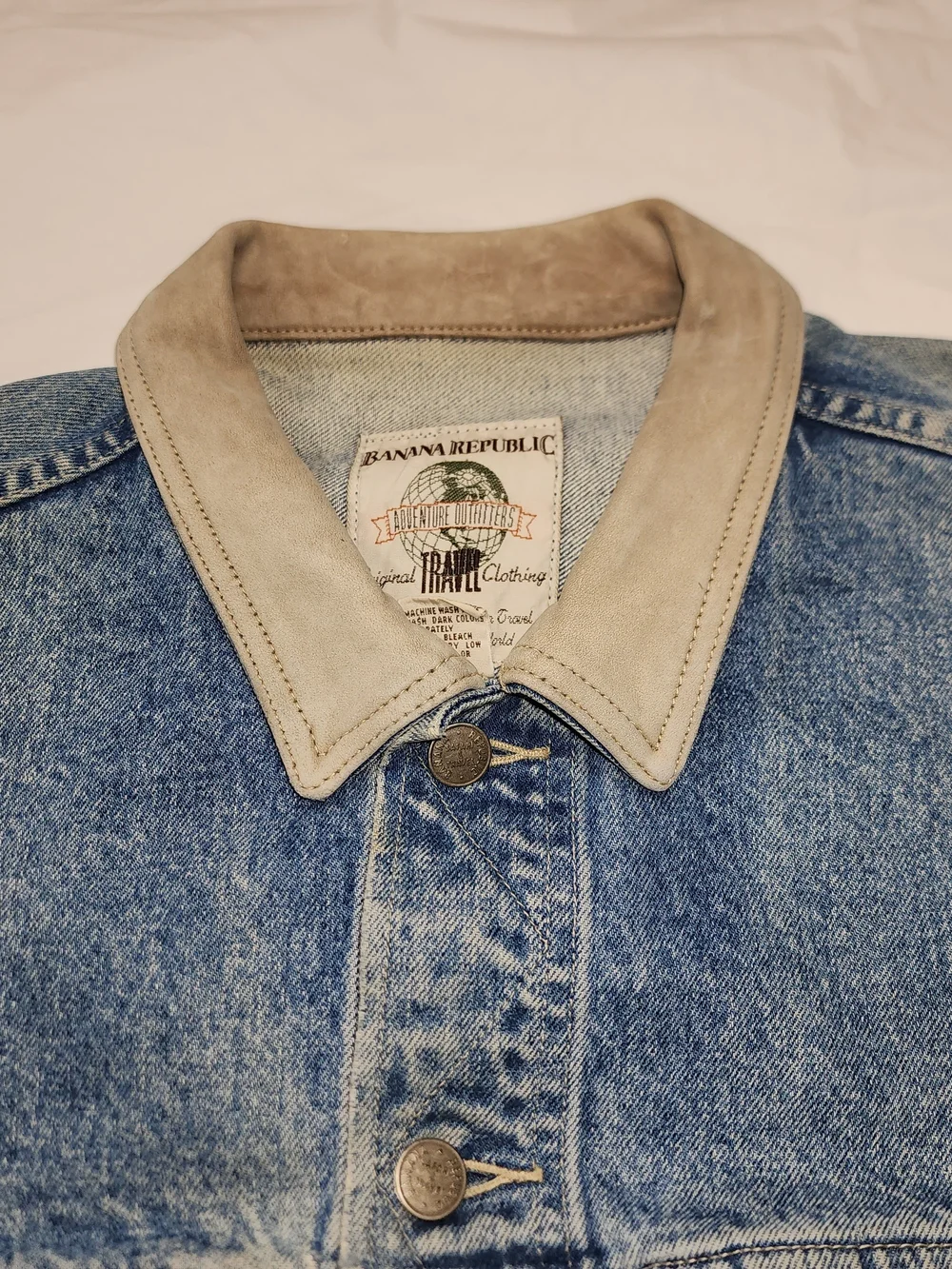 VTG BANANA REPUBLIC Men's Acid- Wash Denim Trucker Jacket Size Large